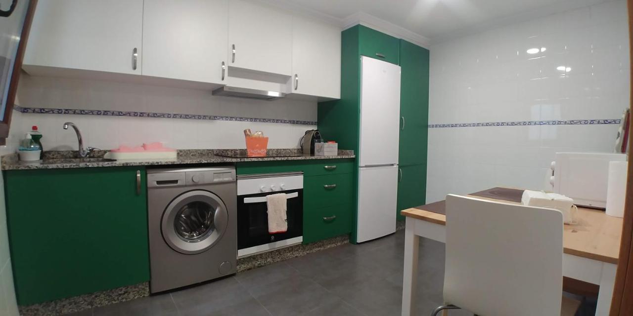 Piso Muy Luminoso En Zona Vieja Pontevedra Exterior foto